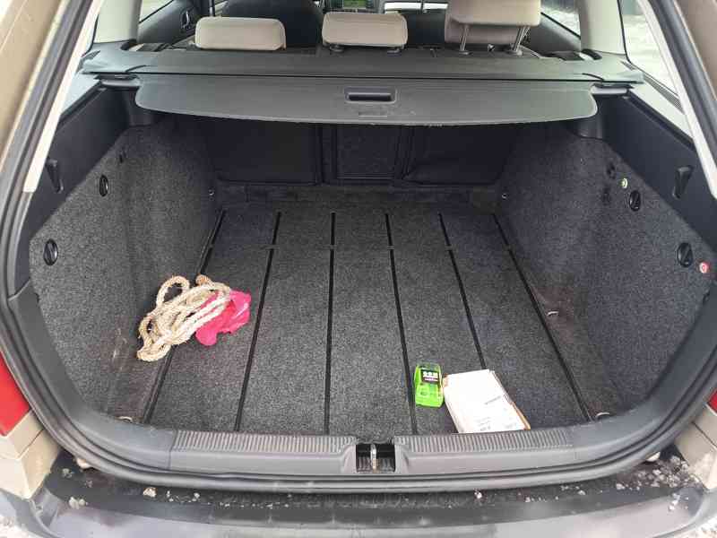 ŠKODA Octavia Combi 1,9TDI Ambition 77 kw  - foto 20