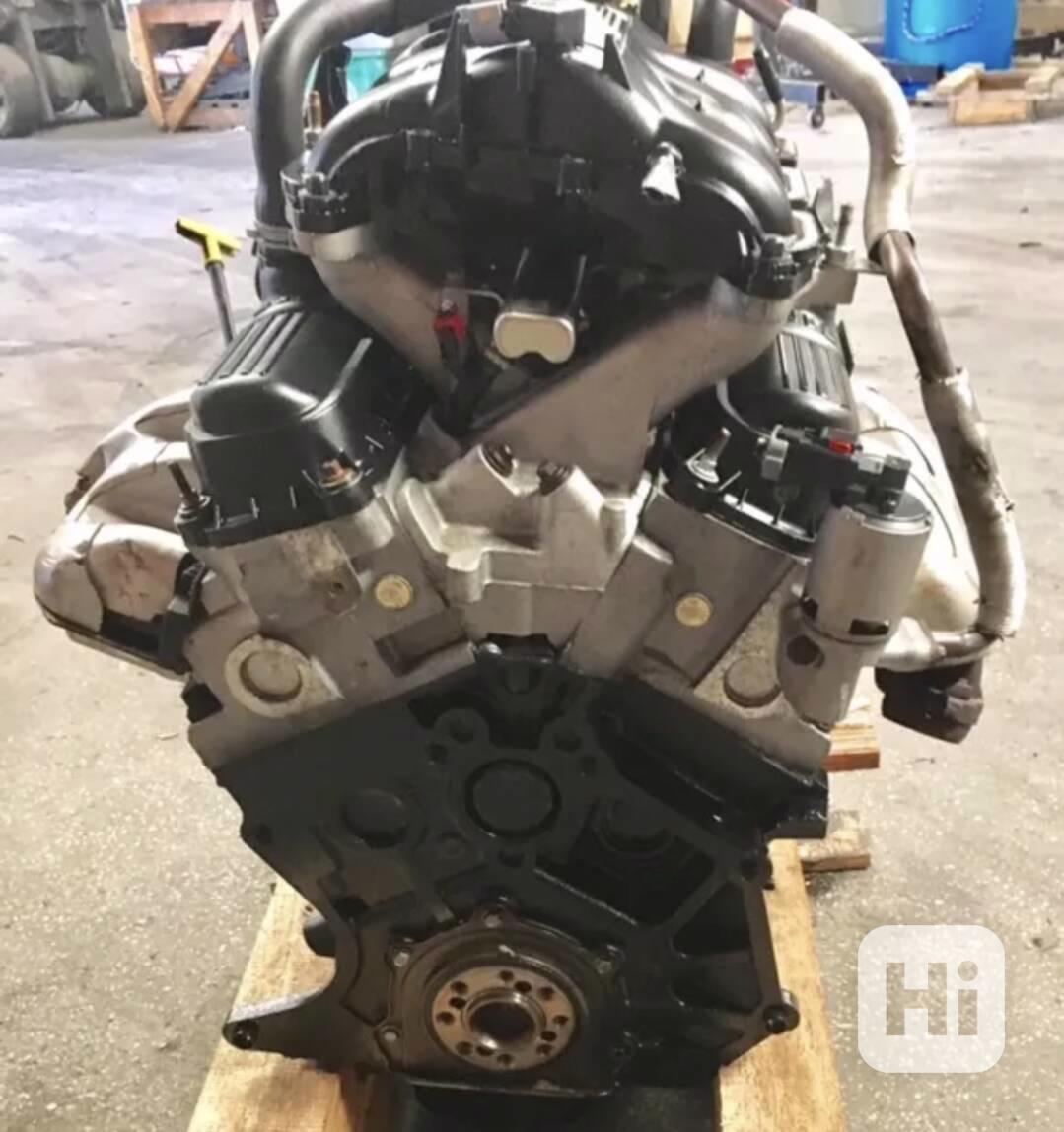 Jeep Wrangler unlimited 2008 engine 3.8L - foto 1