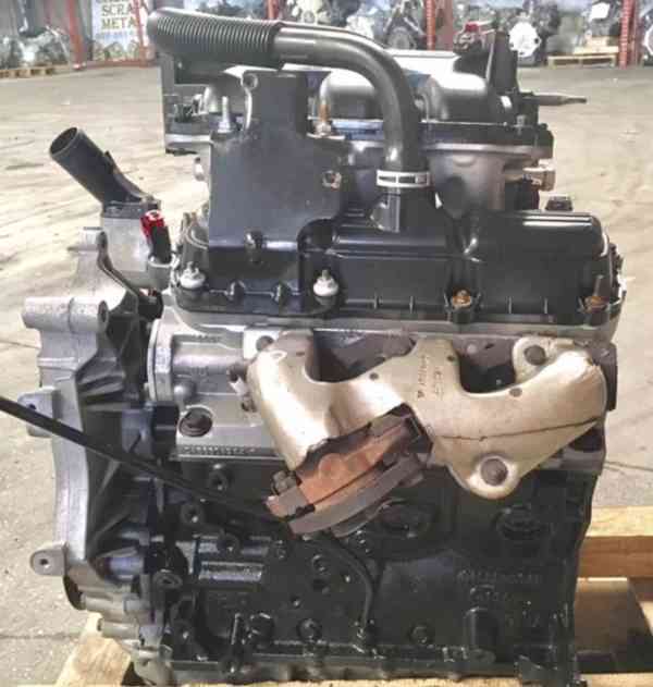 Jeep Wrangler unlimited 2008 engine 3.8L - foto 2