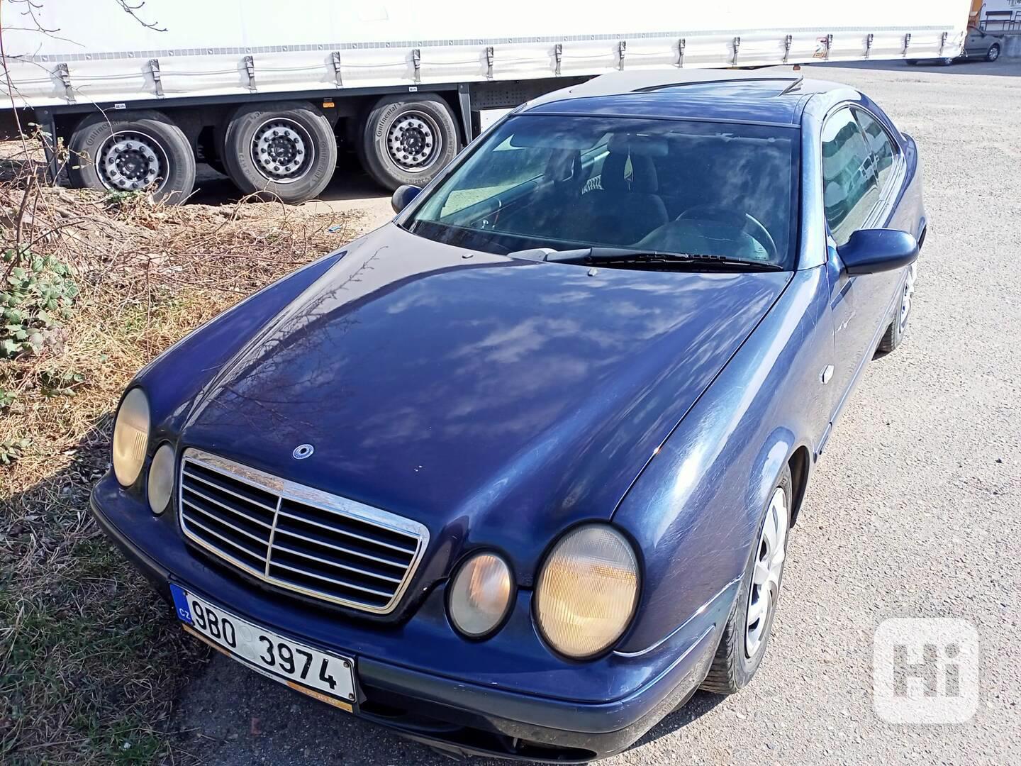 Mercedes-Benz - foto 1