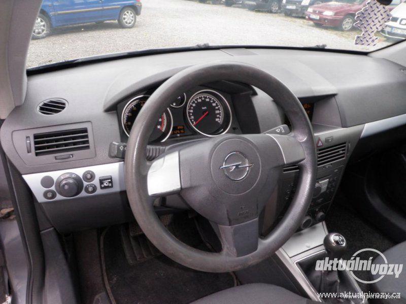 Opel Astra 1.6, plyn, RV 2006, el. okna, STK, centrál, klima - foto 4