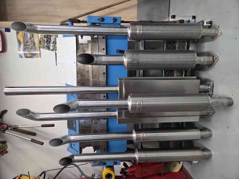 Nerezový výfuk Zetor - foto 5