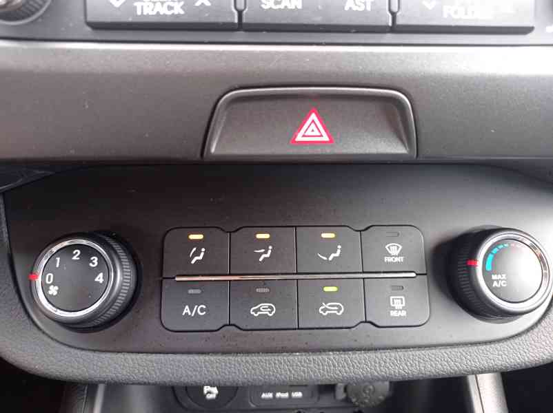Kia Sportage 1.7 CRDi 16V/1Maj/Tempomat - foto 27