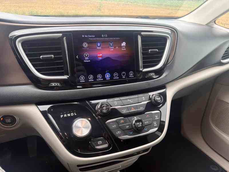 Chrysler Pacifica 3,6 Pentastar RU 8 míst 2017 - foto 17