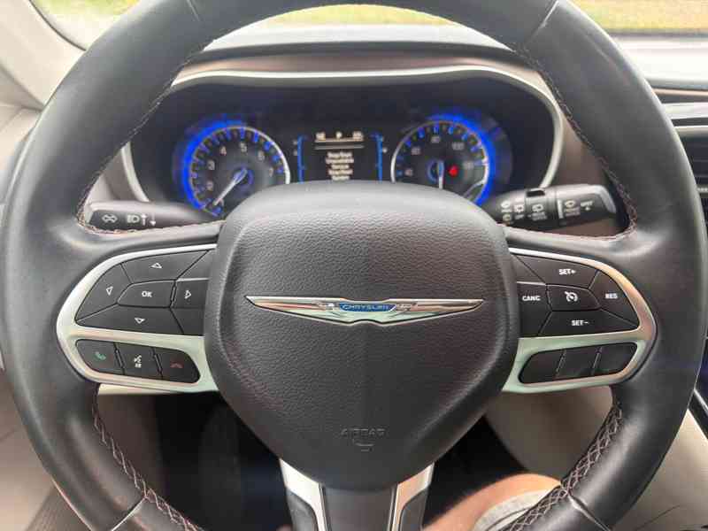 Chrysler Pacifica 3,6 Pentastar RU 8 míst 2017 - foto 20