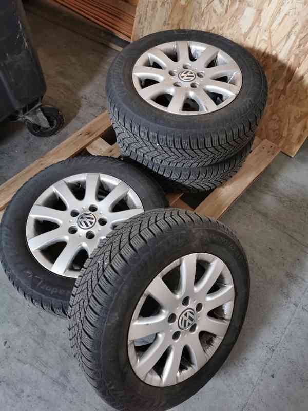 Zimní pneu 195/65 R15 - foto 5