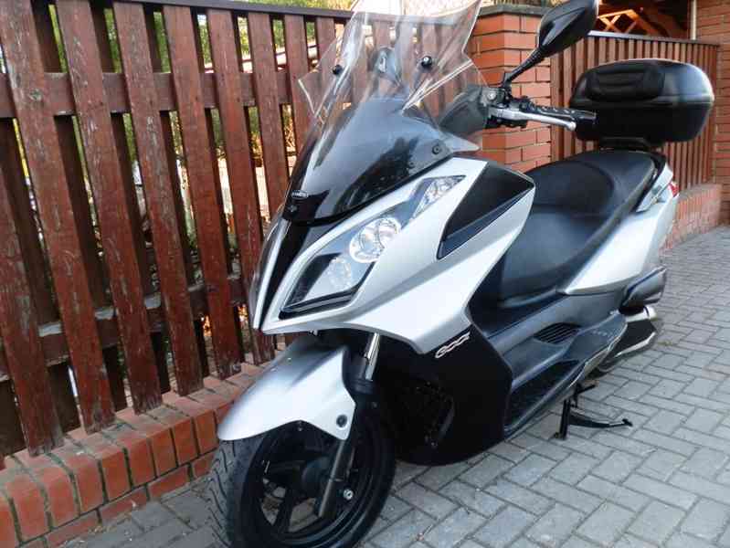 Kymco Downtown 300i - foto 11