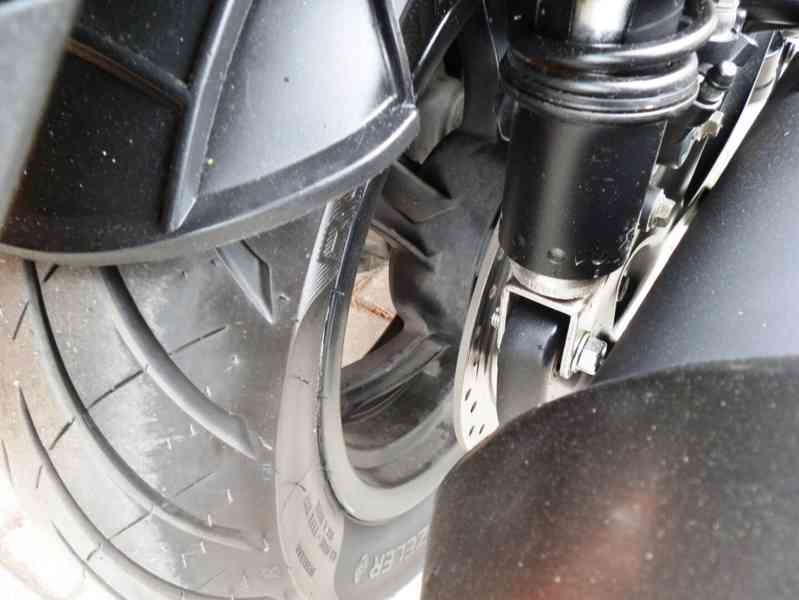 Kymco Downtown 300i - foto 31