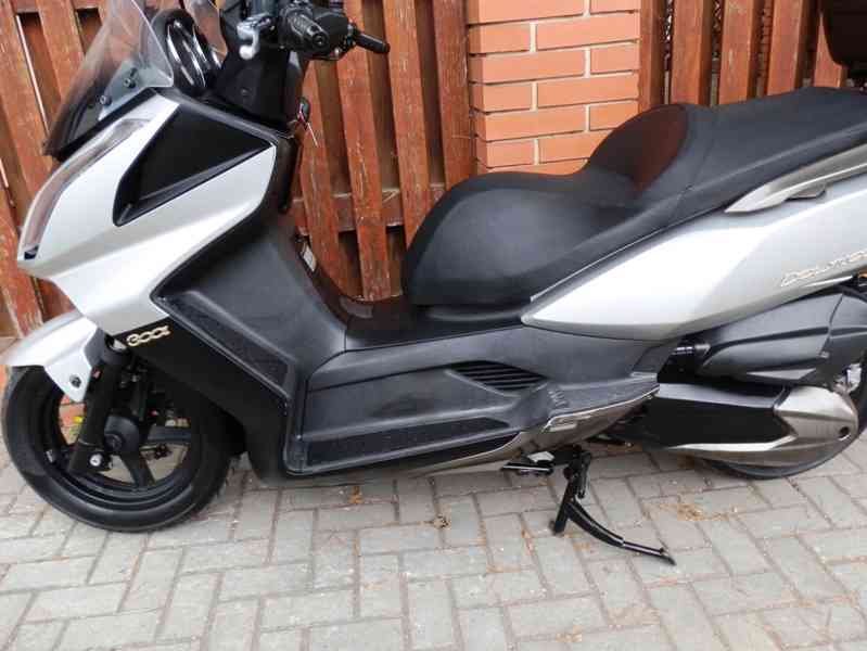 Kymco Downtown 300i - foto 38