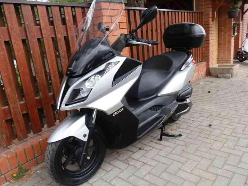 Kymco Downtown 300i - foto 36