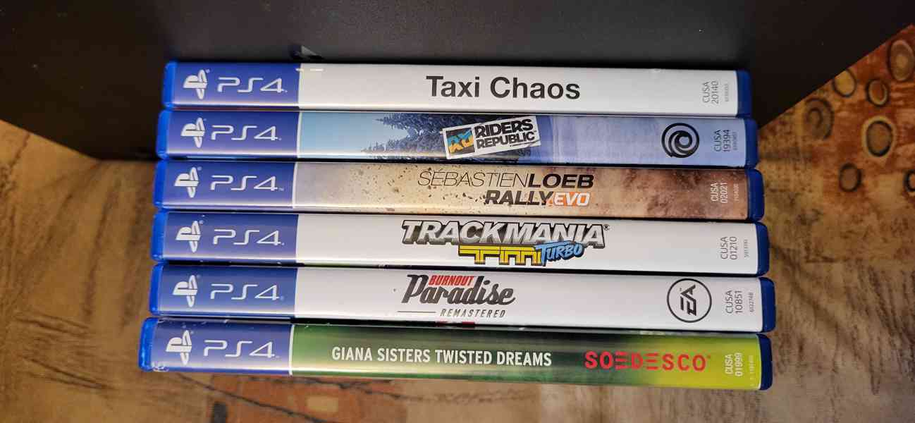 PlayStation 4 - PRO - 1 TB - foto 2