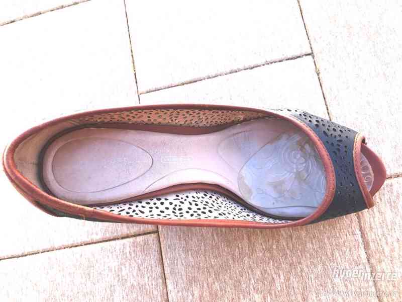Kožené boty RockPort s otevřenou špičkou 37vel - foto 4