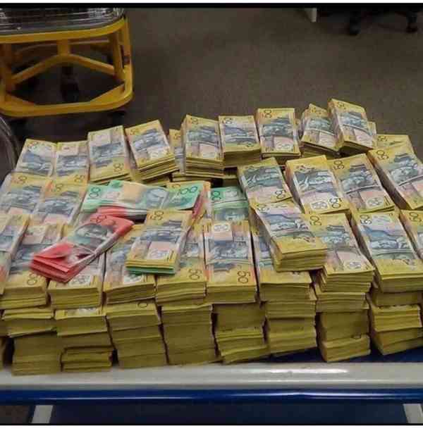 WhatsApp: +4915217110577- fake ids work at dispensaries - foto 1