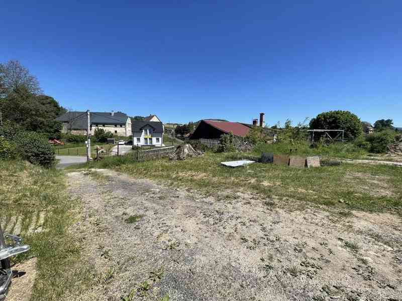 Prodej stavebního pozemku 1 068 m², Brniště - foto 6