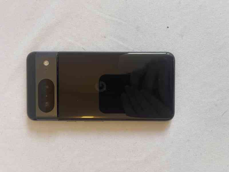 Google Pixel 8 Obsidian - nezapíná se - foto 2