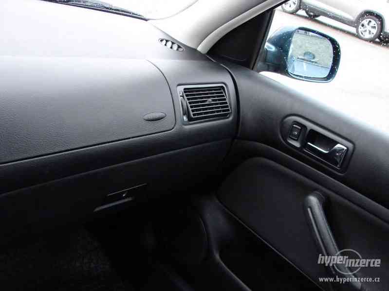 VW Golf 1.6i (77 Kw) r.v.2001,klima,SPECIAL - foto 12