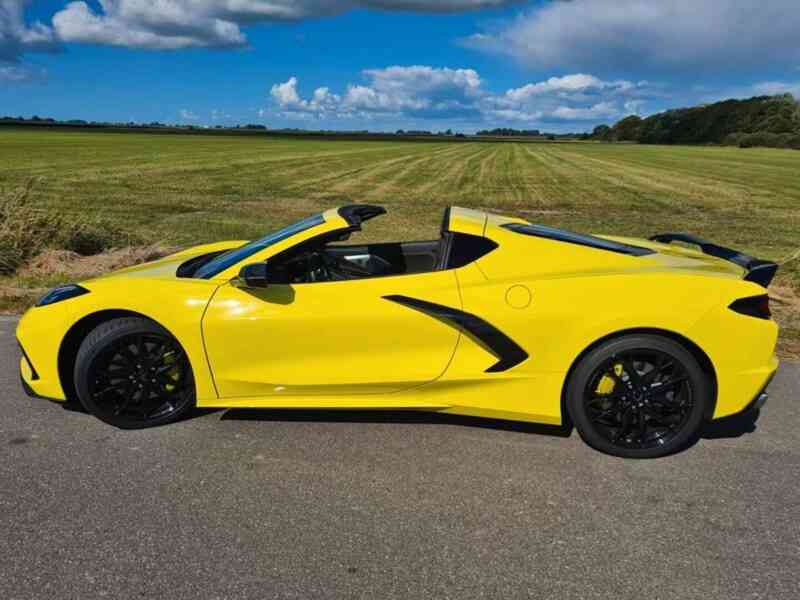 Corvette C8 Stingray - prodej z dovozu na míru - foto 2