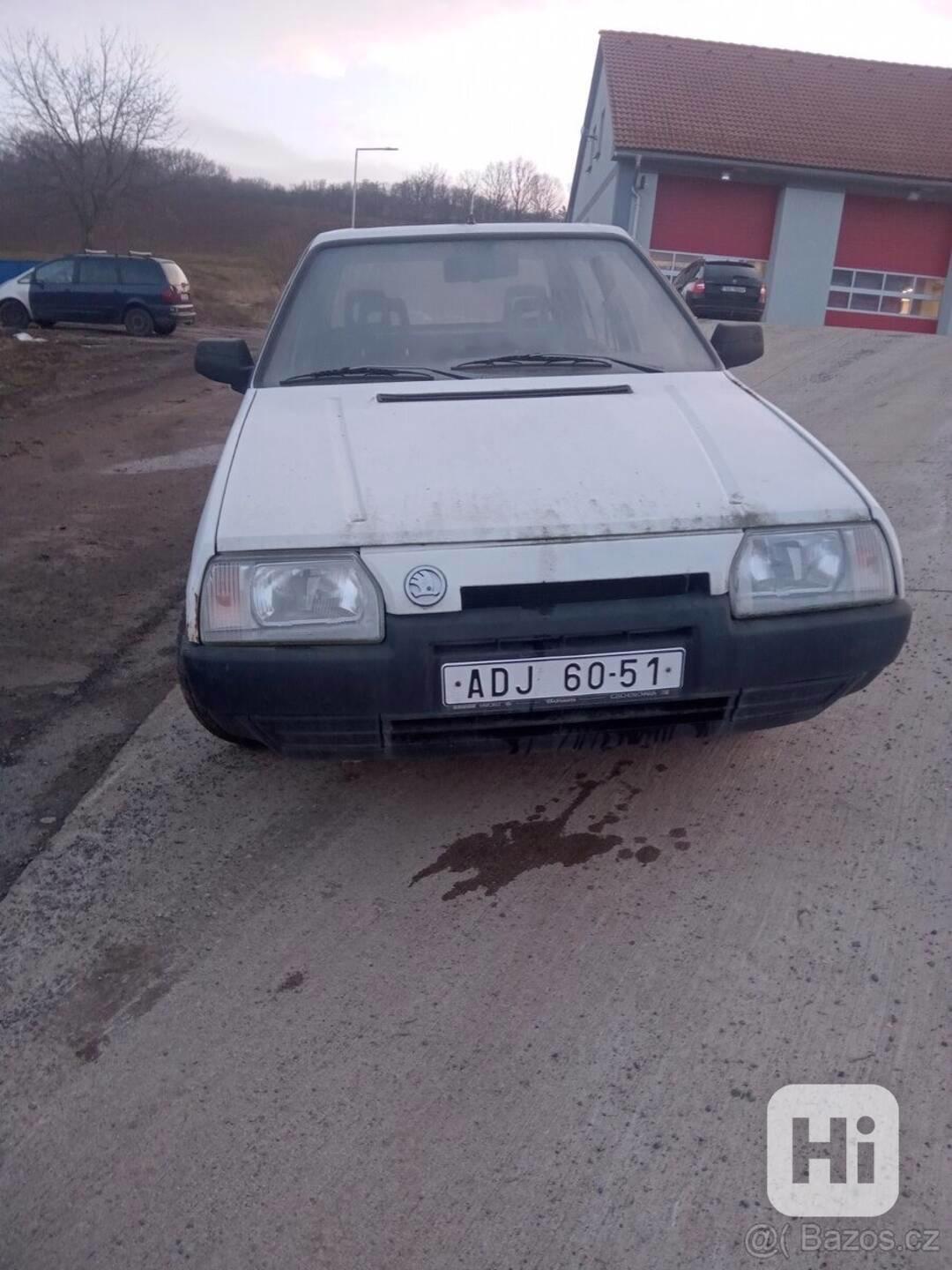 Škoda Favorit Prodám Škoda Favorit r.v. 1988 - foto 1