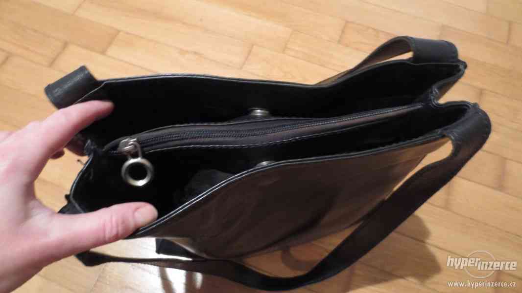 Černá kožená kabelka - prodám, - foto 3