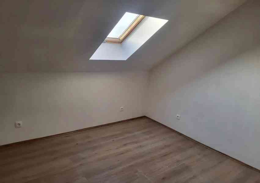 Pronájem bytu 2+kk 58 m² - foto 8