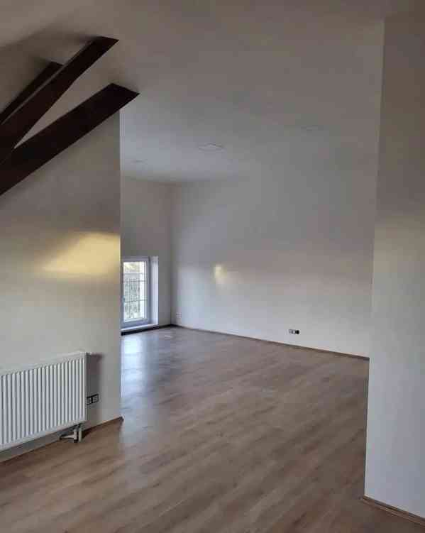 Pronájem bytu 2+kk 58 m² - foto 6