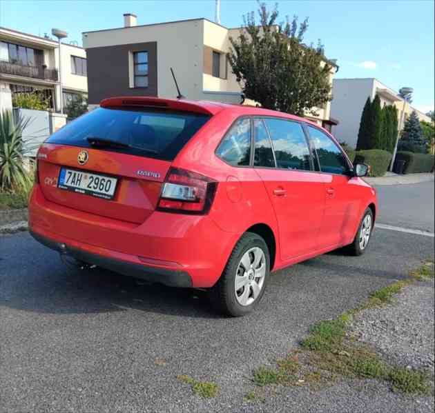 Škoda Rapid 1,0 TSI - foto 9