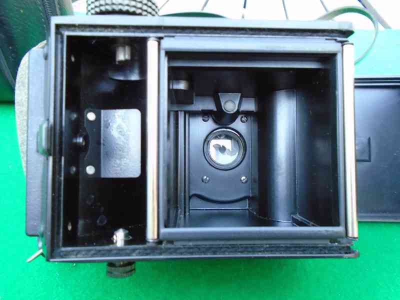 Foto fotoaparát zrcadlovka LOMO Lubitel 166 B pěkný stav - foto 15