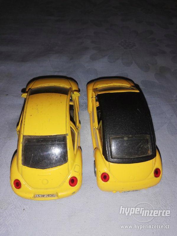 2ks žlutých autíček - zn. Volkswagen - foto 3