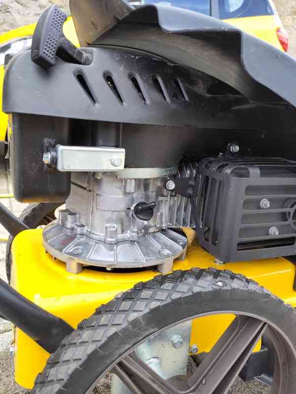 Motorový čistič dlažby Texas 710 - foto 6