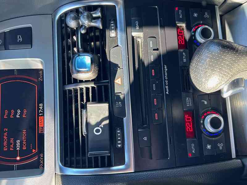 Prodám AUDI Q7 - foto 11