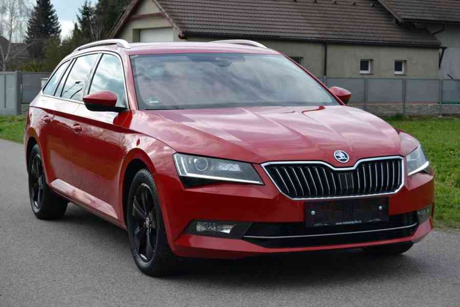 Škoda Superb 2.0 TDI 110kW Style Pro Navi kombi - foto 5