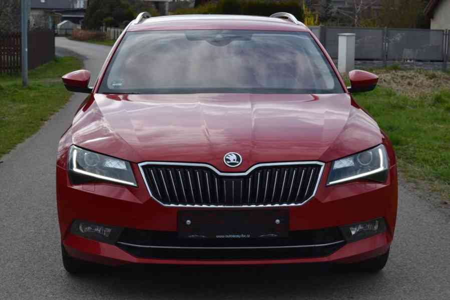 Škoda Superb 2.0 TDI 110kW Style Pro Navi kombi - foto 6