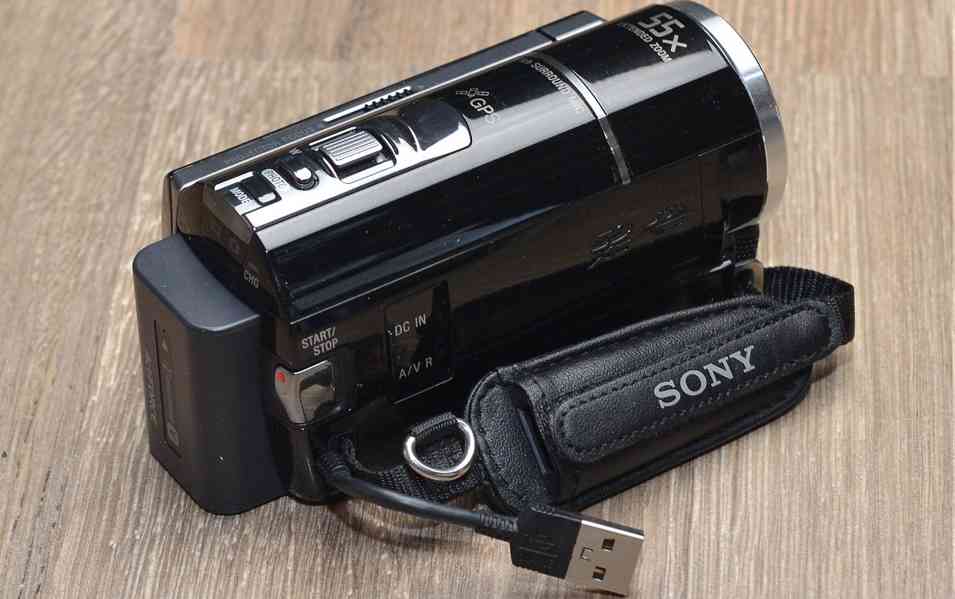 Sony HDR-PJ260E **videokamera *Full HDV*brašna* - foto 6