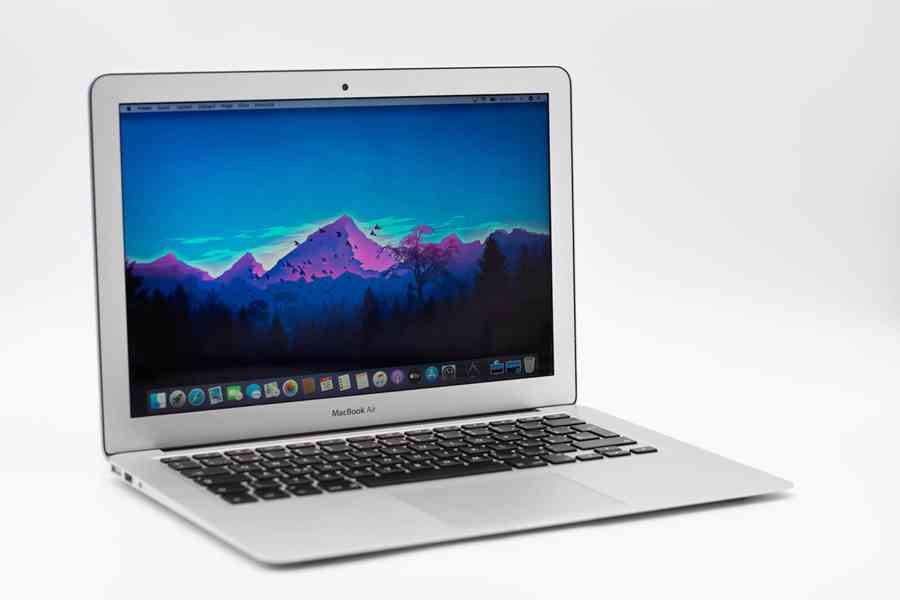 MacBook Air 13" 2017 Silver - foto 2