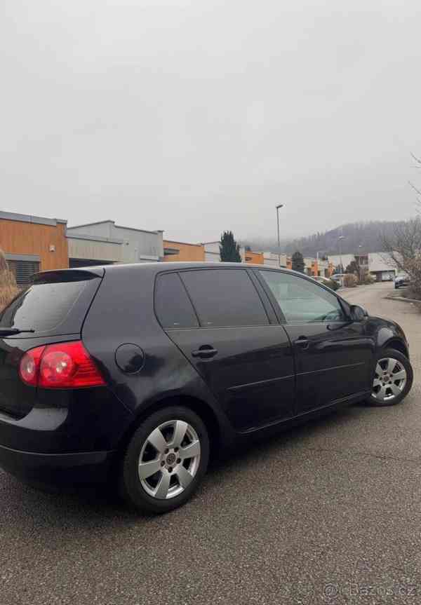 Volkswagen Golf 1,4   5 benzín, 66 kW - foto 4