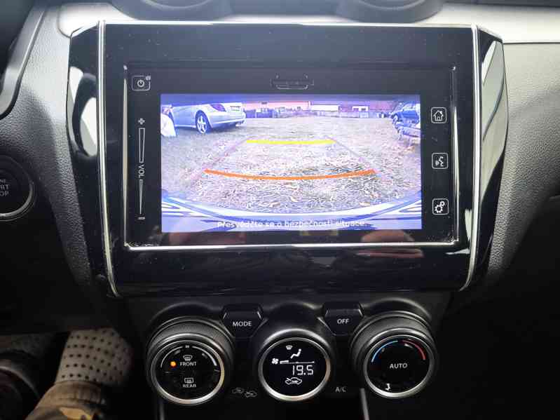 Suzuki Swift Allgrip hybrid 4x4 R.V.2020, najeto 47 960 km. - foto 8