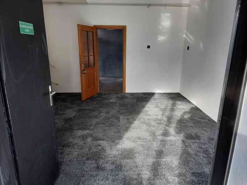 Obchodní prodejní prostor k pronájmu v Kolíně - foto 7