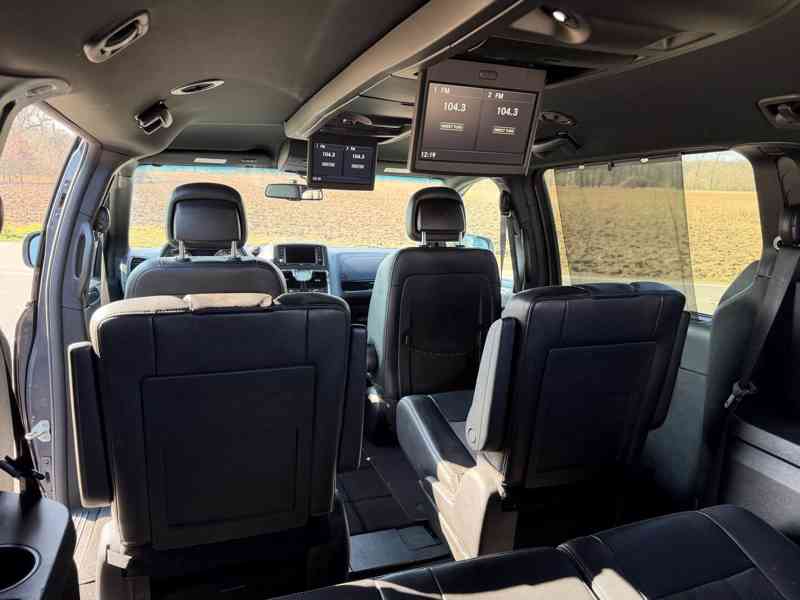 Chrysler Town Country 3,6 Limited S-type LPG TOP 2016 - foto 8
