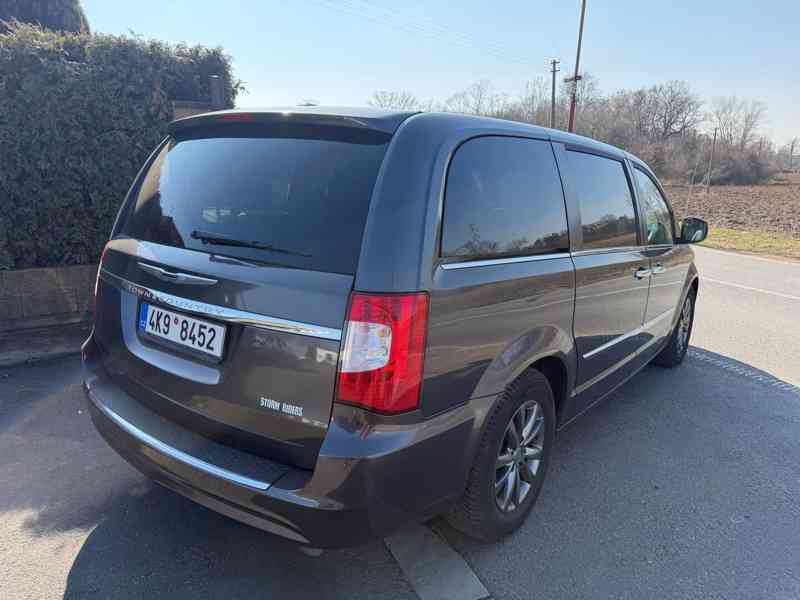 Chrysler Town Country 3,6 Limited S-type LPG TOP 2016 - foto 4