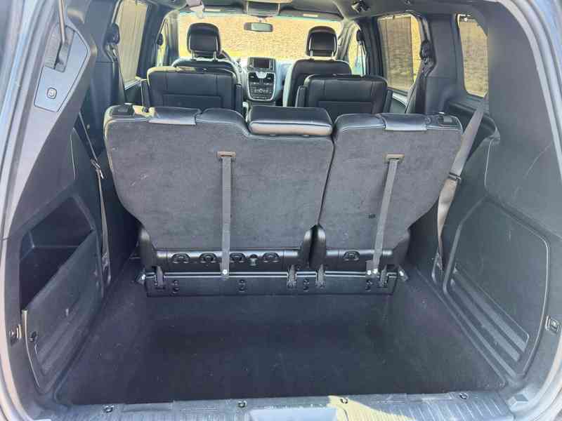 Chrysler Town Country 3,6 Limited S-type LPG TOP 2016 - foto 7