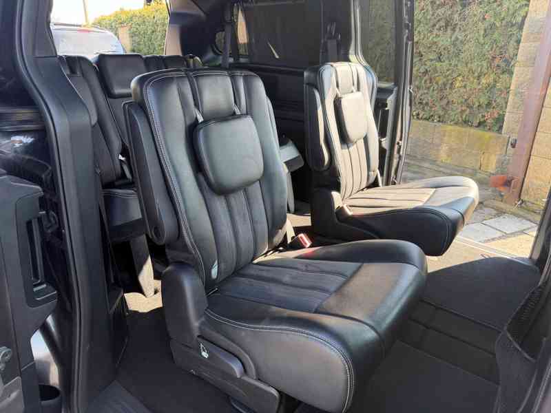 Chrysler Town Country 3,6 Limited S-type LPG TOP 2016 - foto 10