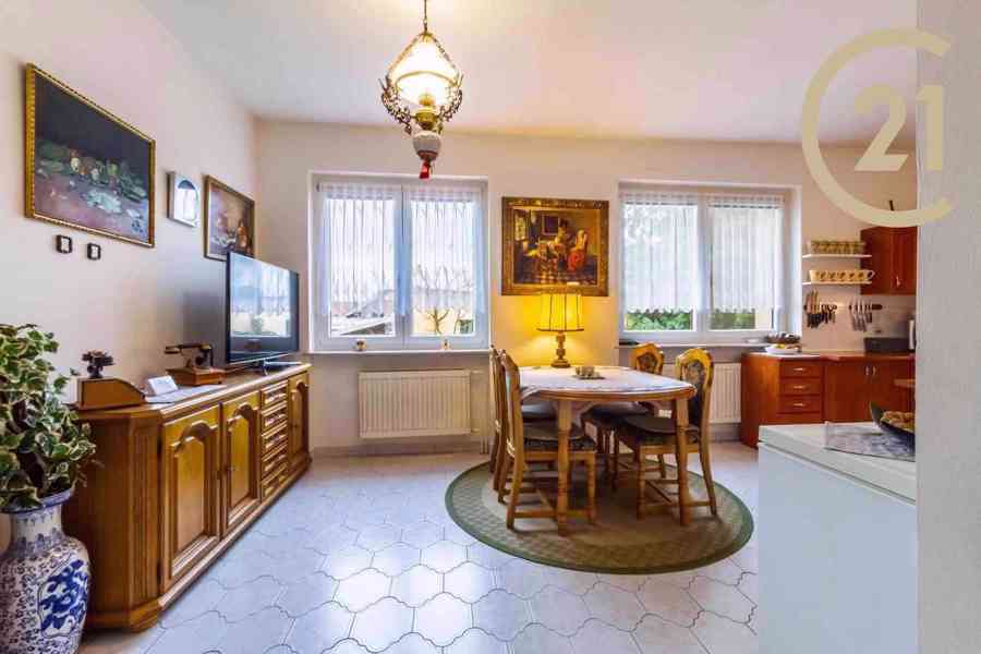 Prodej Rodinného domu 5+1 a 1+kk, 218 m2 na pozemku 1347 m2- Plzeň - Červený Hrádek - foto 13