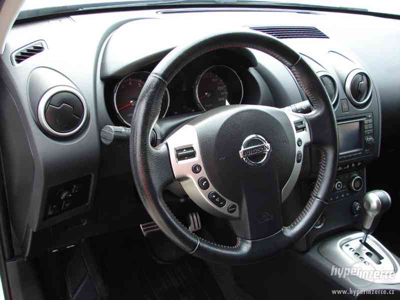 Nissan Qashqai 2.0i 1.Majitel serviska ČR AUTOMAT - foto 6