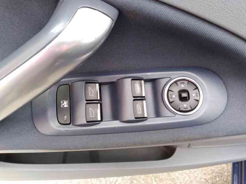 FORD MONDEO COMBI 2.0 TDCI TREND 103kW KLIMA - foto 25