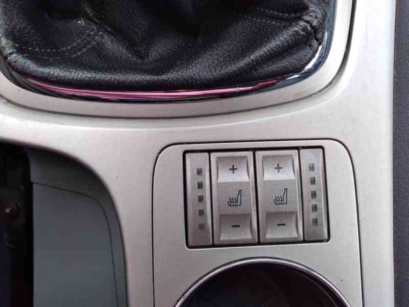 FORD MONDEO COMBI 2.0 TDCI TREND 103kW KLIMA - foto 24