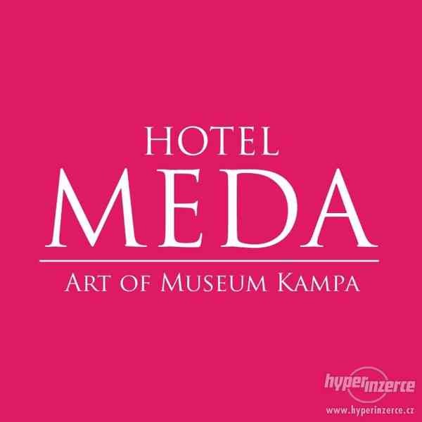 Hotel MEDA **** recepční hotelu - foto 1