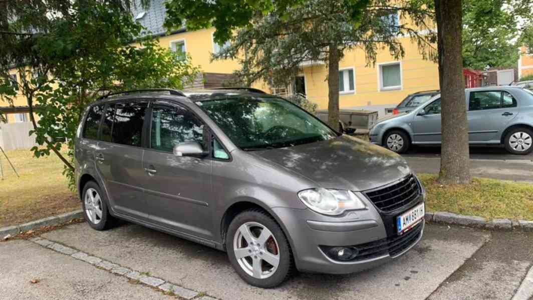 VW Touran 1.9 TDI Kombi / Family Van - foto 7