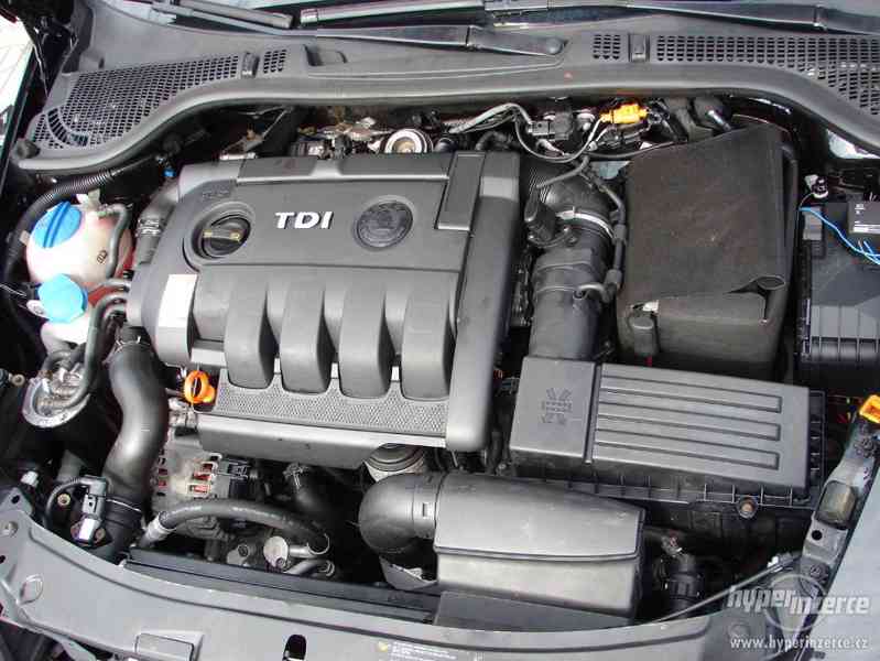 Škoda Octavia 2.0 TDI Combi r.v.2010 (servisní knížka)4X4 - foto 19