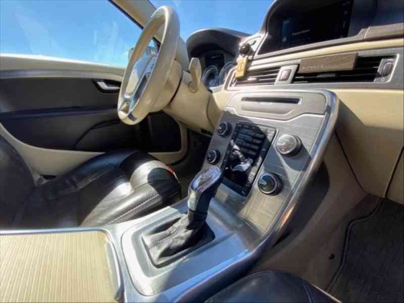 Volvo XC70 D5 158 kW, AWD, automat - foto 11