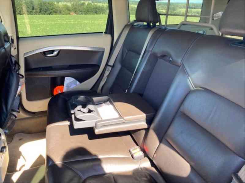 Volvo XC70 D5 158 kW, AWD, automat - foto 7